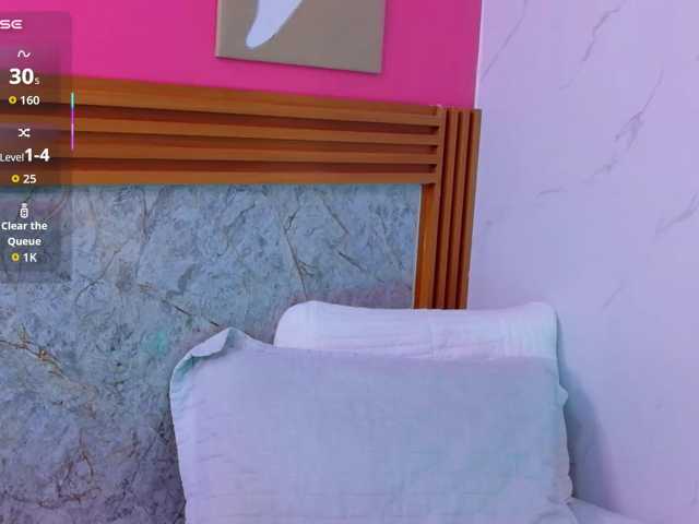 littleeemiily live cam on BongaCams