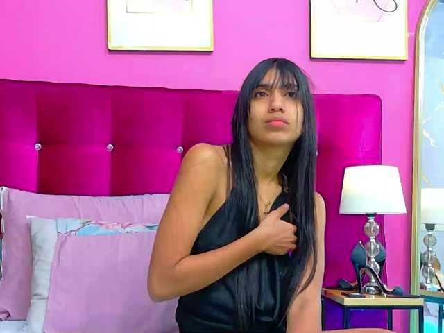 littleeemiily live cam on BongaCams