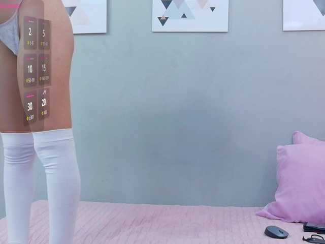 littleeemiily live cam on BongaCams