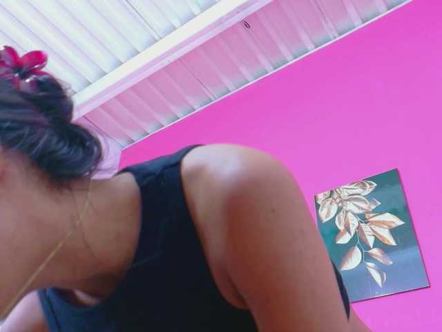 littleeemiily live cam on BongaCams