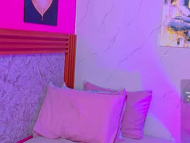 littleeemiily live cam on BongaCams