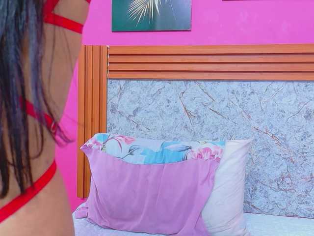 littleeemiily live cam on BongaCams
