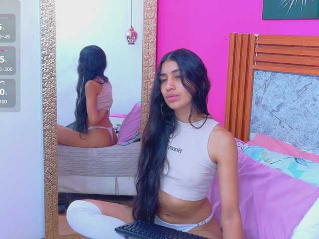 littleeemiily's BongaCams show and profile