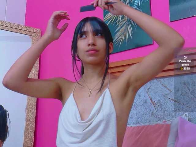littleeemiily live cam on BongaCams