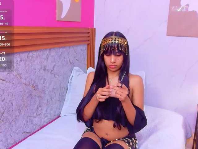 littleeemiily live cam on BongaCams