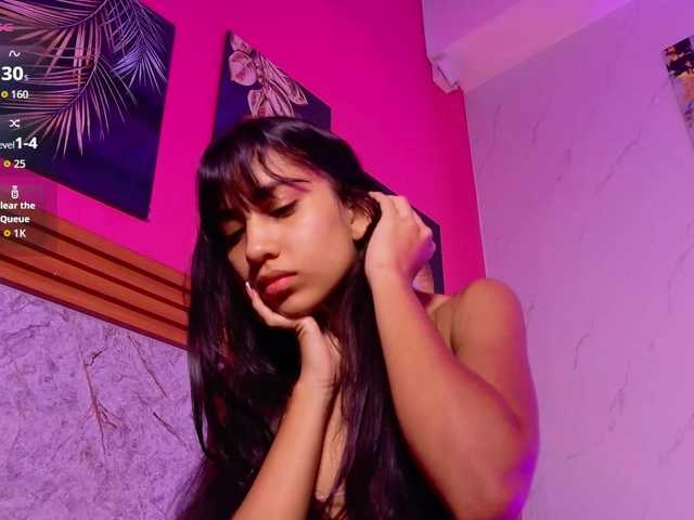 littleeemiily live cam on BongaCams