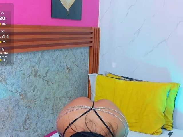 littleeemiily live webcam show