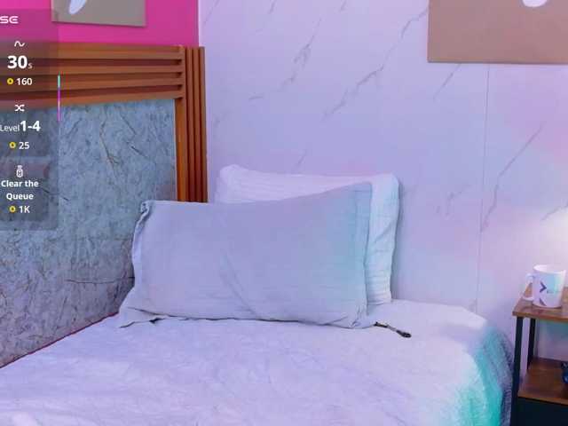 littleeemiily live cam on BongaCams