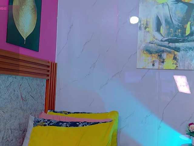 littleeemiily live cam on BongaCams