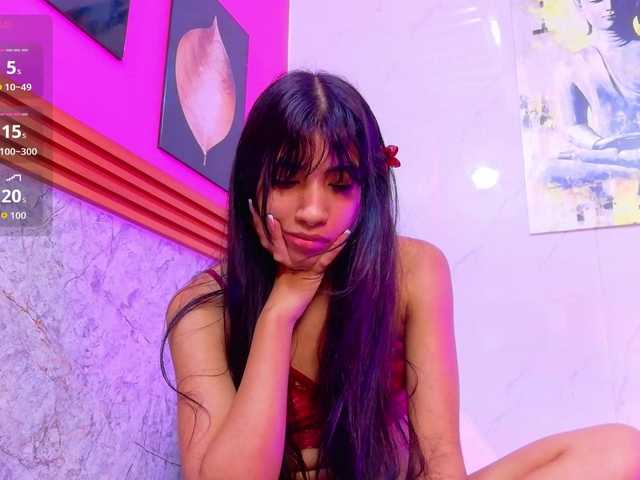 littleeemiily live cam on BongaCams