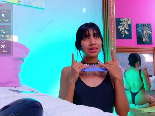 littleeemiily live cam on BongaCams
