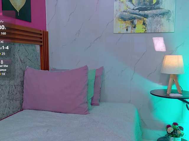 littleeemiily live cam on BongaCams