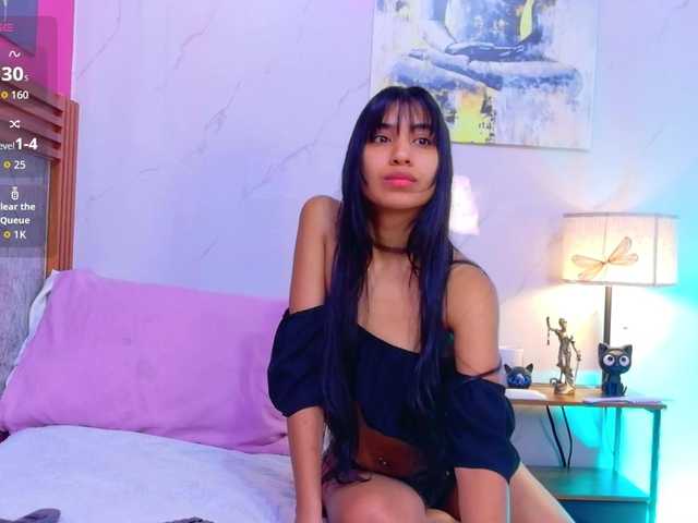 littleeemiily live cam on BongaCams