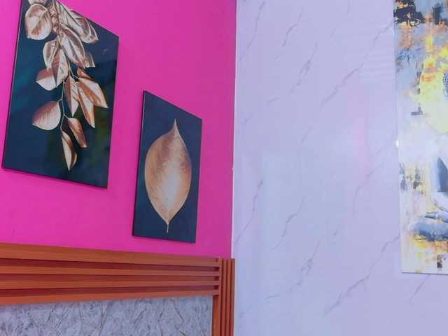 littleeemiily live webcam show