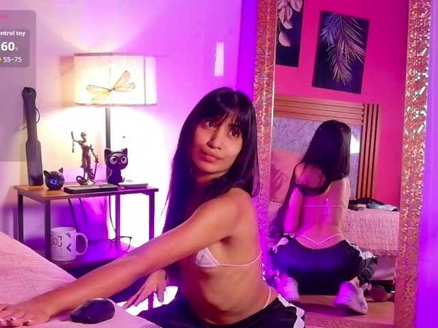 littleeemiily live cam on BongaCams