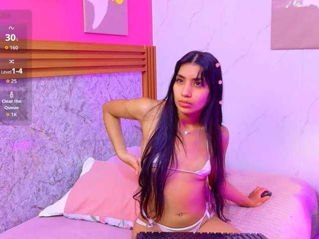 littleeemiily live cam preview