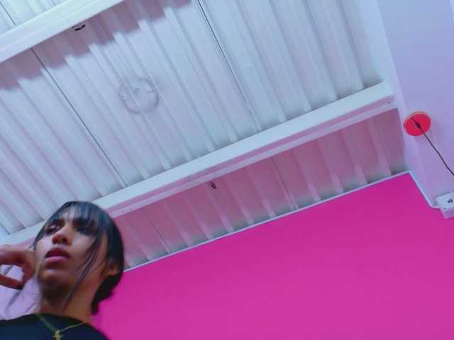 littleeemiily live cam on BongaCams