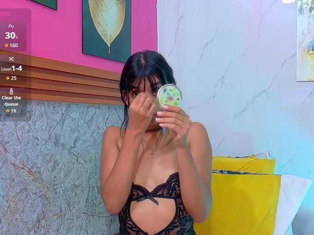 littleeemiily live cam on BongaCams