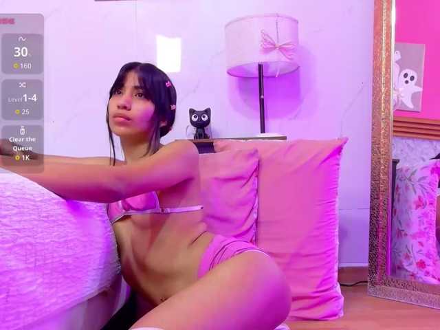 littleeemiily live cam on BongaCams