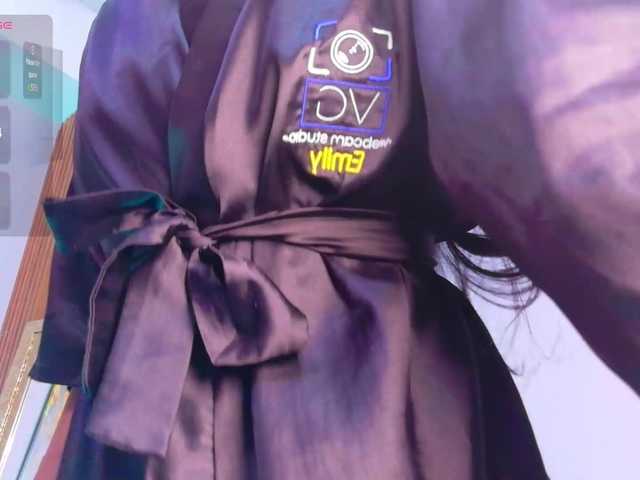 littleeemiily live cam on BongaCams