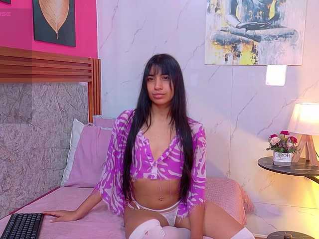 littleeemiily live cam on BongaCams