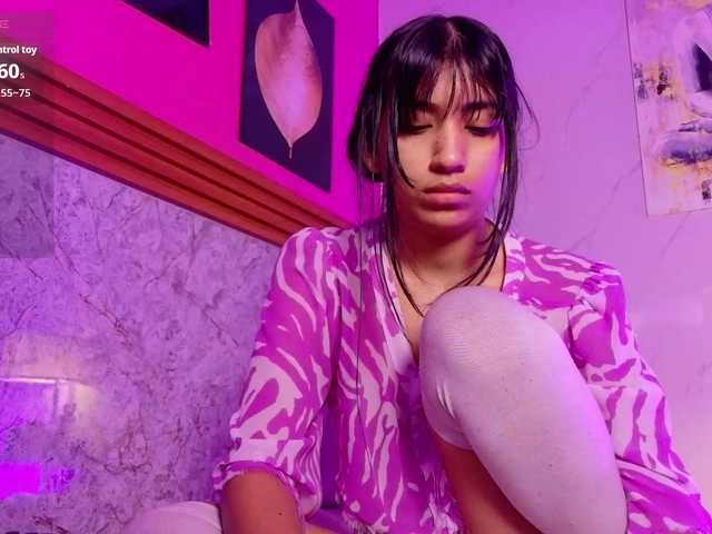 littleeemiily live cam on BongaCams