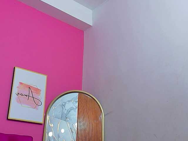 littleeemiily live cam on BongaCams