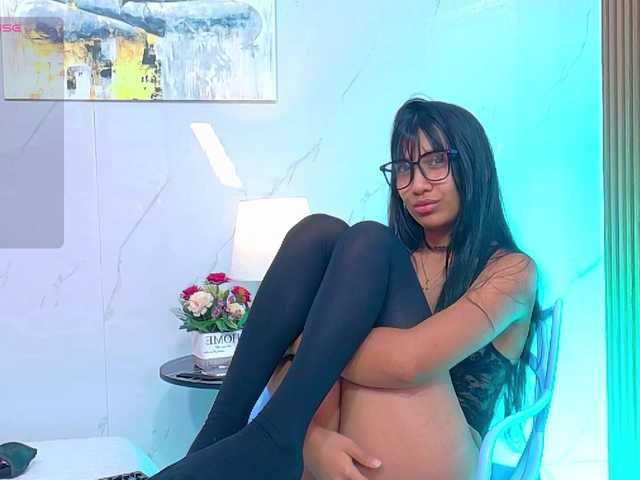 littleeemiily live cam on BongaCams