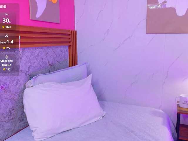 littleeemiily live cam on BongaCams