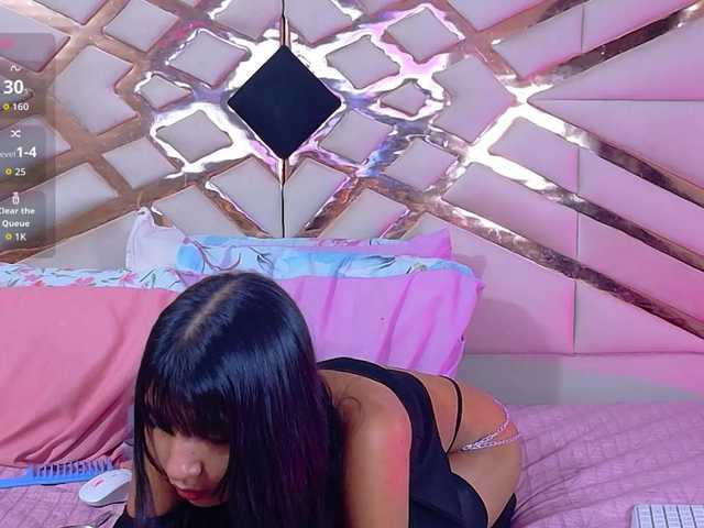 littleeemiily live cam on BongaCams