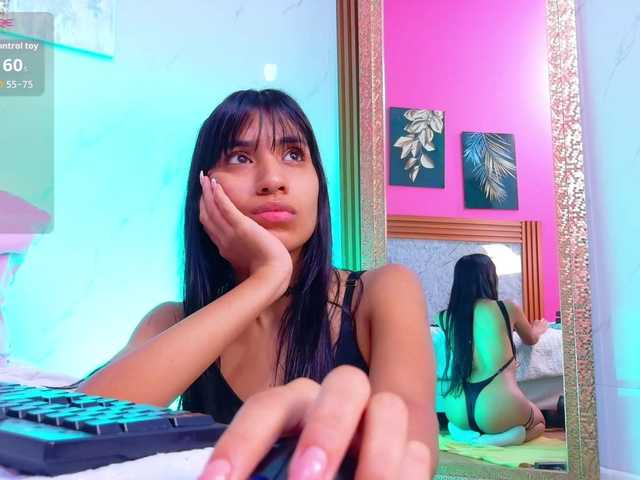 littleeemiily live cam on BongaCams