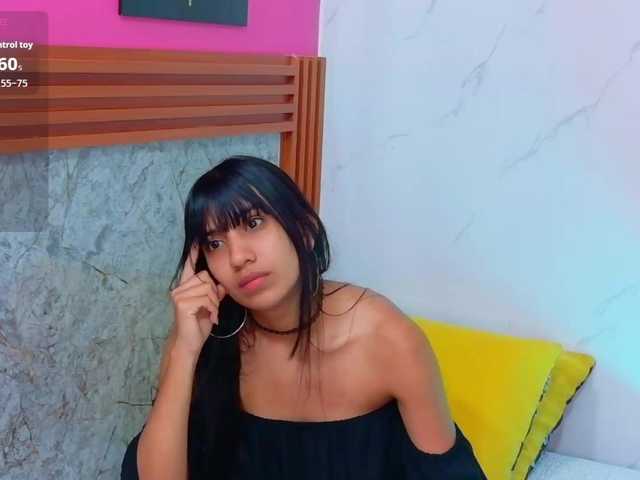 littleeemiily live cam on BongaCams