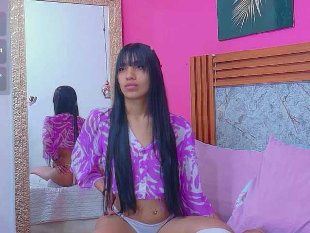 littleeemiily live cam on BongaCams
