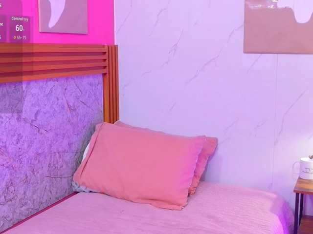 littleeemiily live cam on BongaCams