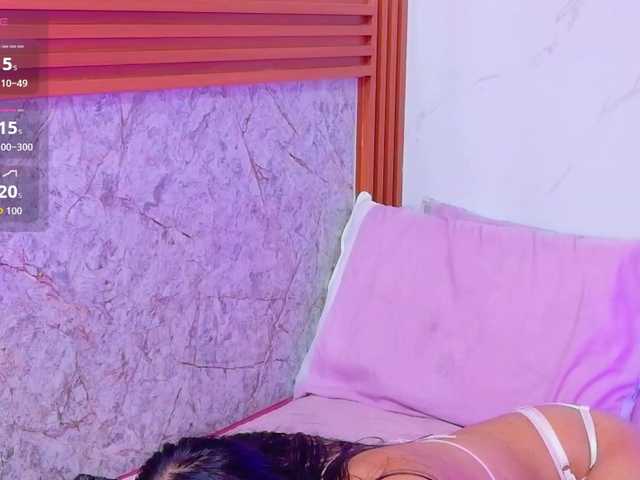 littleeemiily live cam on BongaCams