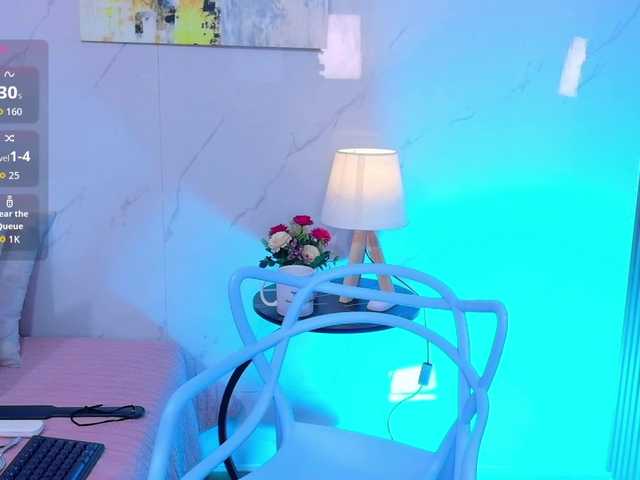 littleeemiily live cam on BongaCams