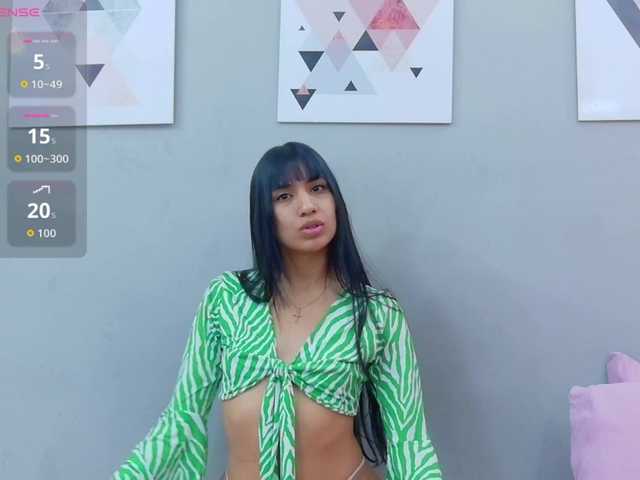 littleeemiily live cam on BongaCams