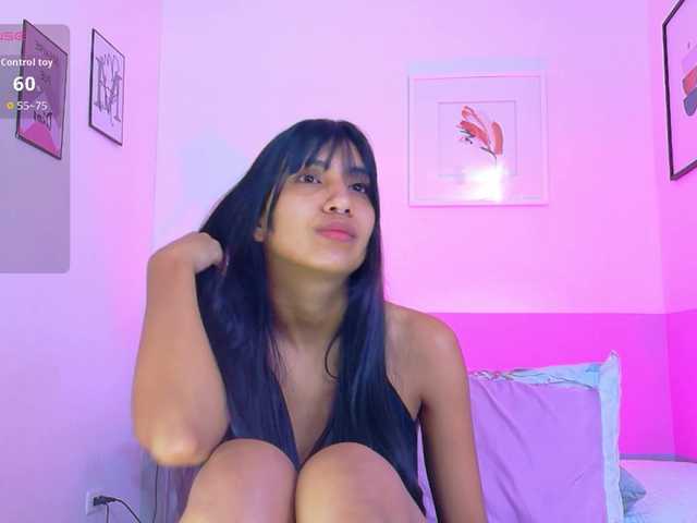 littleeemiily live cam on BongaCams