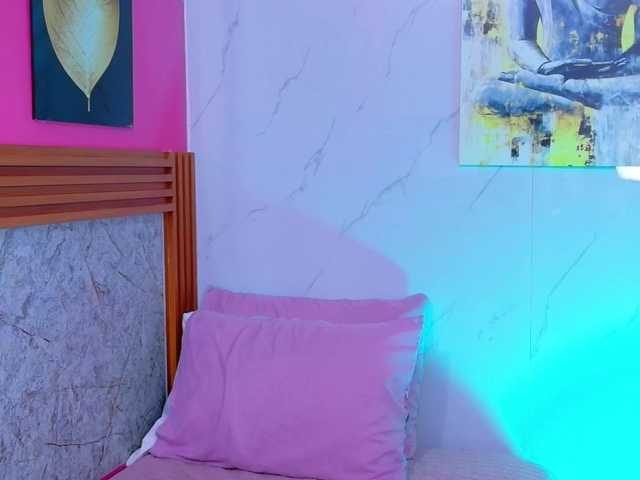 littleeemiily live cam on BongaCams