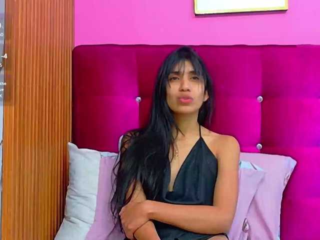 littleeemiily live cam on BongaCams