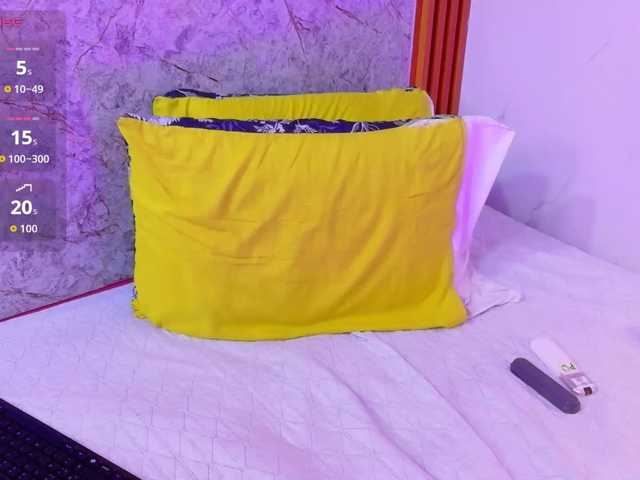 littleeemiily live cam on BongaCams