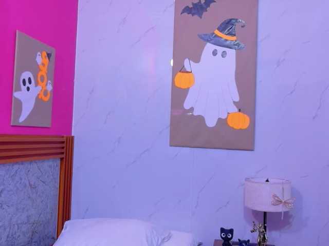 littleeemiily live cam on BongaCams