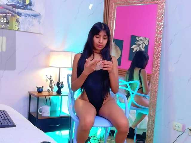 littleeemiily live cam on BongaCams