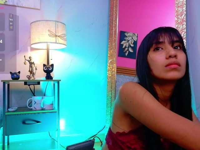 littleeemiily live cam on BongaCams