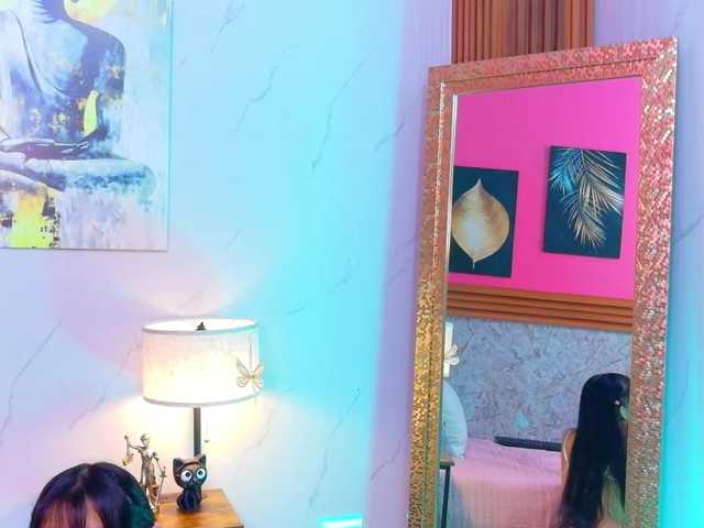 littleeemiily live cam on BongaCams