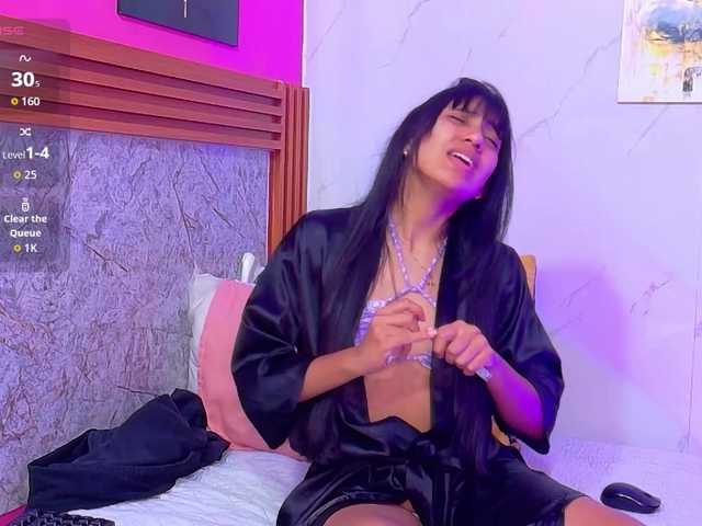 littleeemiily live cam on BongaCams