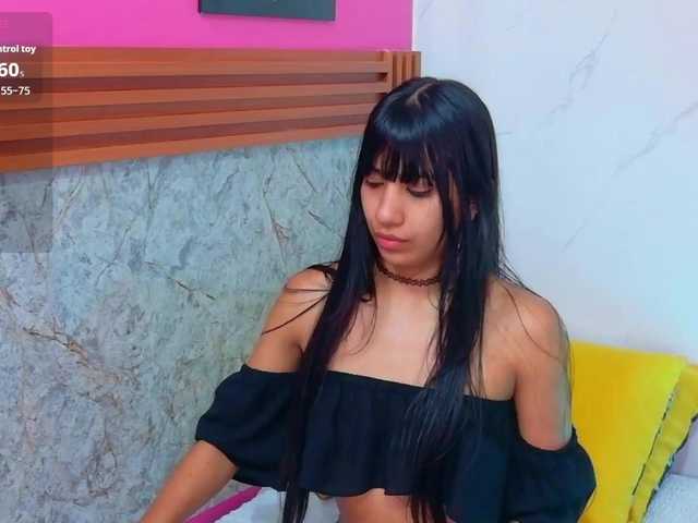 littleeemiily live cam on BongaCams