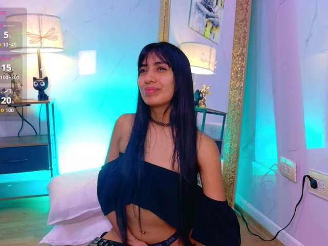 littleeemiily live cam on BongaCams