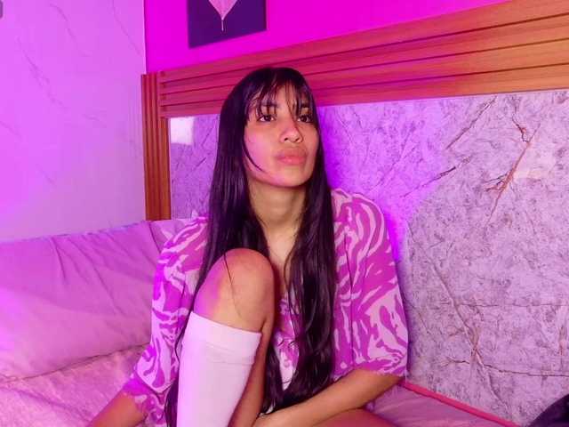 littleeemiily live cam on BongaCams