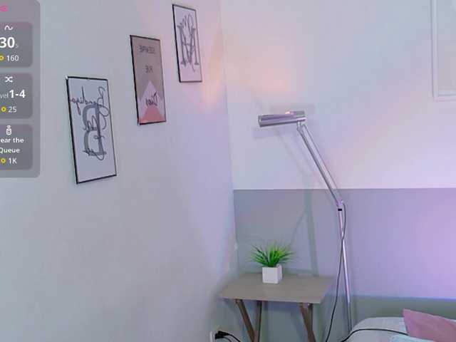 littleeemiily live cam on BongaCams